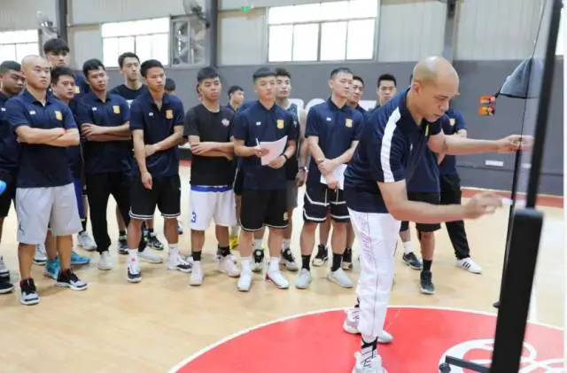 篮球小学生基本功训练教学反思简短_2